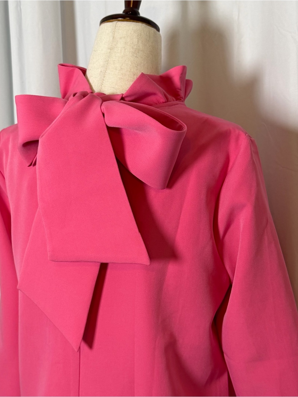 Tuckernuck Daphne Dress NWT Hot Pink Bow Back Shift Pockets Women’s Small - Picture 11 of 14